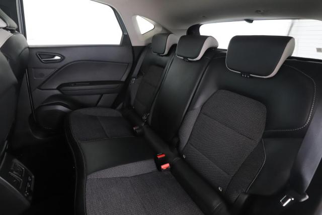 Renault Captur image 1