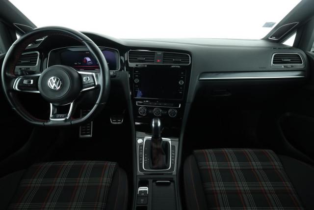 Volkswagen Golf image 5