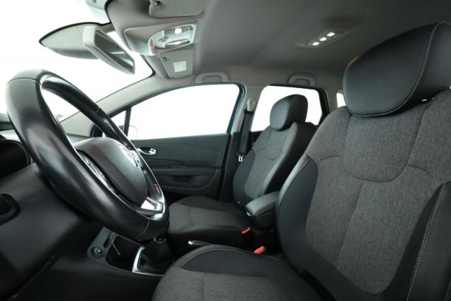 Renault Captur image 1