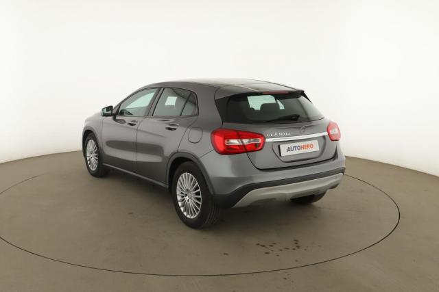 Mercedes Benz Gla image 7