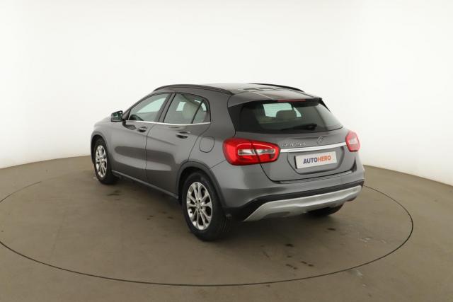 Mercedes Benz Gla image 3