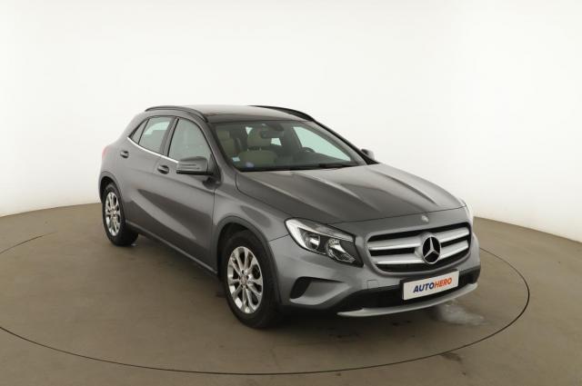 Mercedes Benz Gla image 2