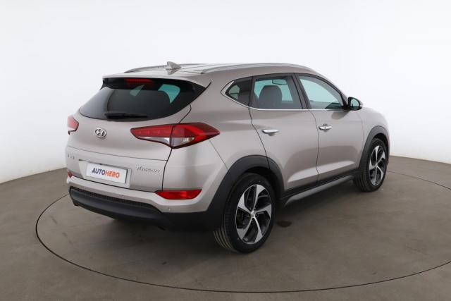 Hyundai Tucson image 2