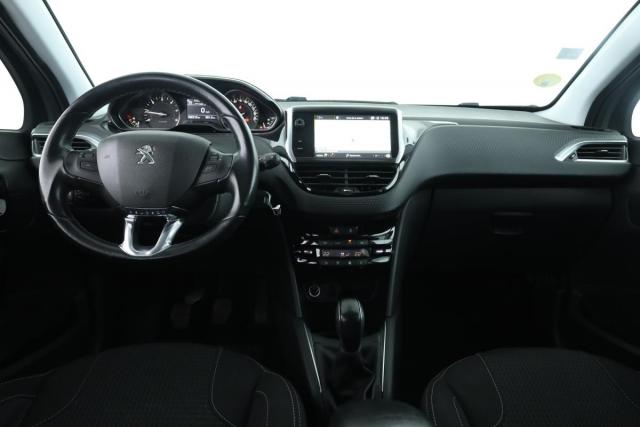 Peugeot 208 image 4