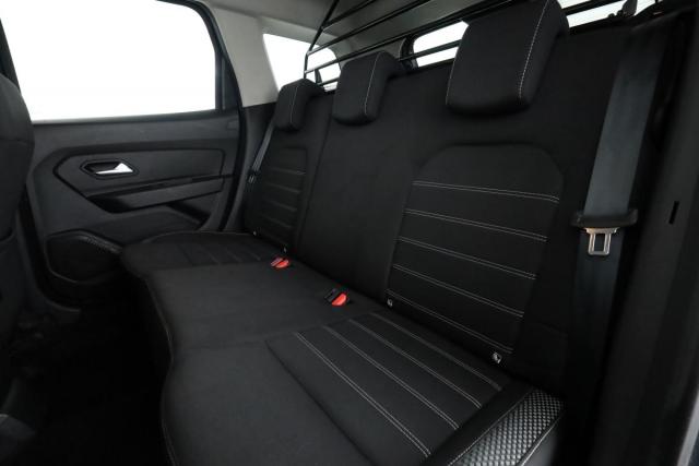 Dacia Duster image 8