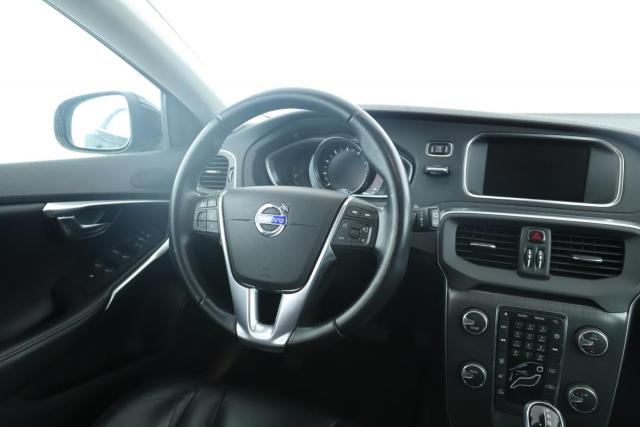 Volvo V40 image 8