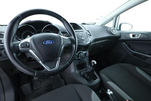 Ford Fiesta image 4