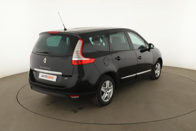 Renault Grand Scénic image 2