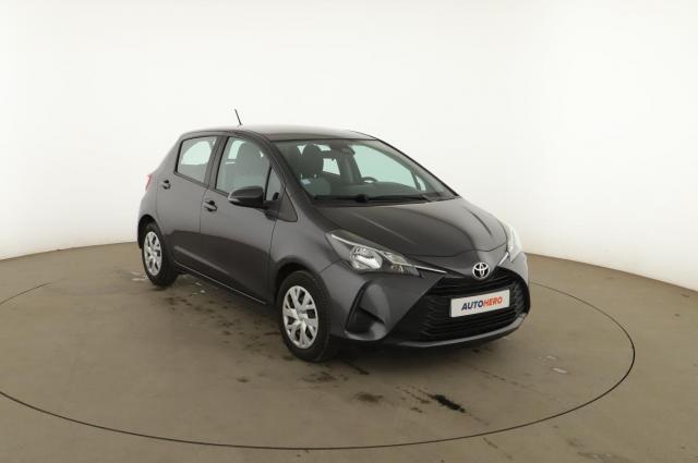 Toyota Yaris image 2
