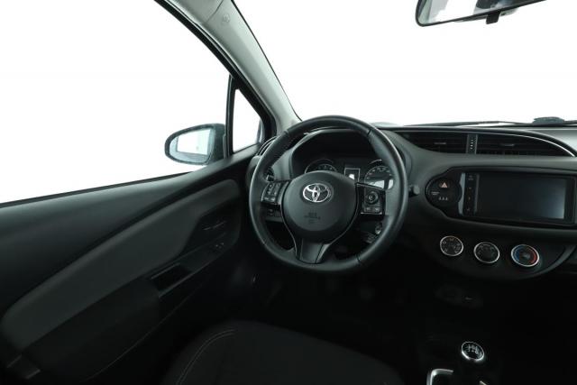 Toyota Yaris image 6