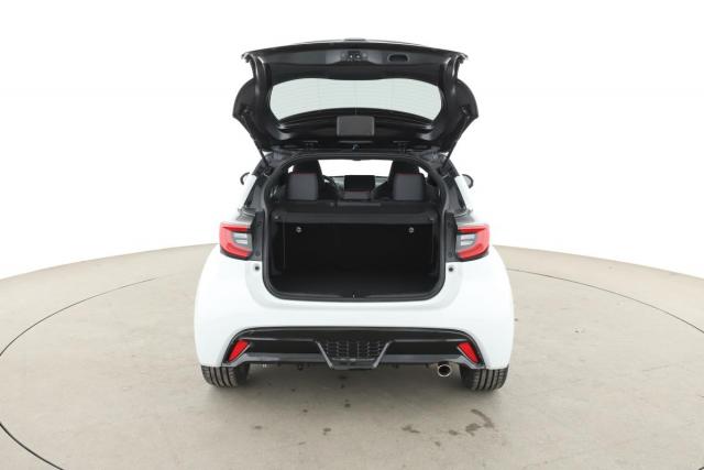 Toyota Yaris image 6