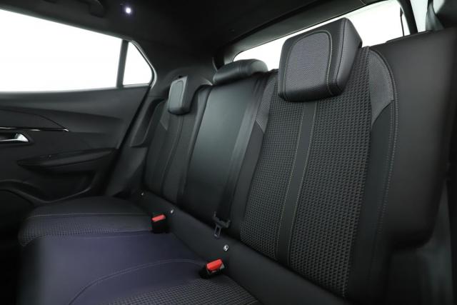 Peugeot 2008 image 4