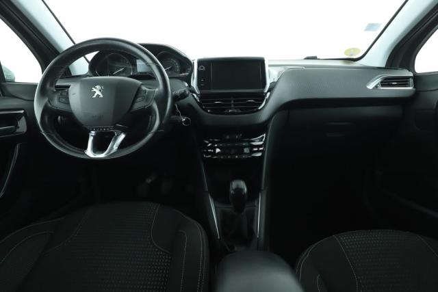 Peugeot 208 image 2