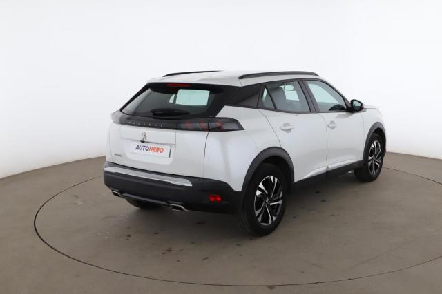 Peugeot 2008 image 2