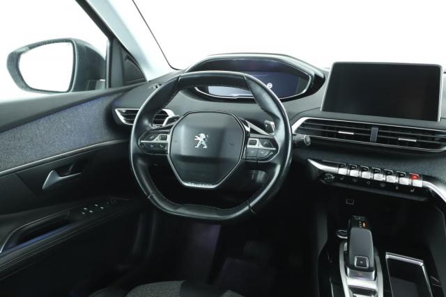 Peugeot 3008 image 9