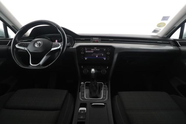 Volkswagen Passat Sw image 2