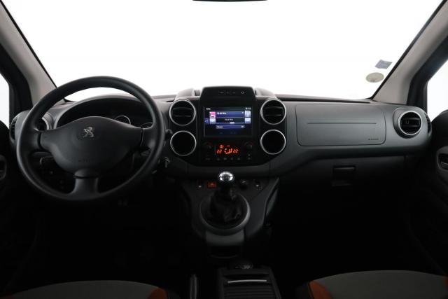 Peugeot Partner Tepee image 1