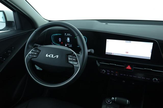 Kia Niro image 6