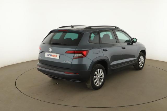 Skoda Karoq image 7
