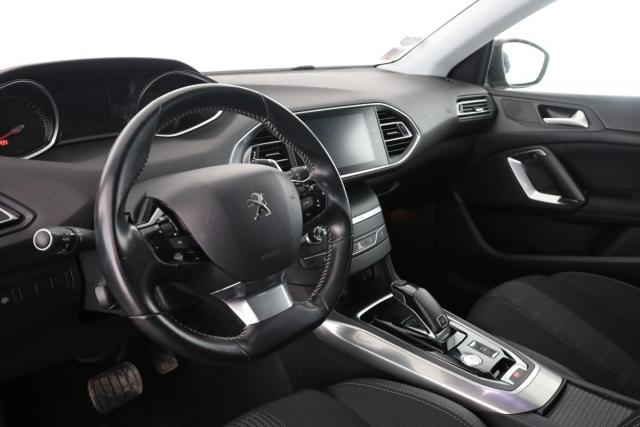 Peugeot 308 image 2
