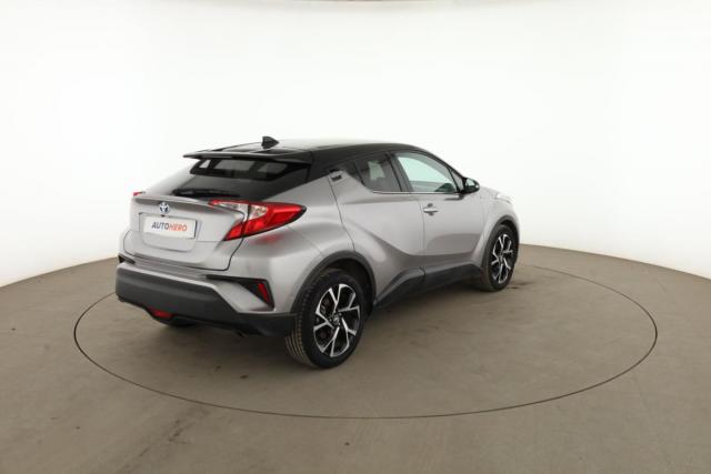 Toyota C-Hr image 1