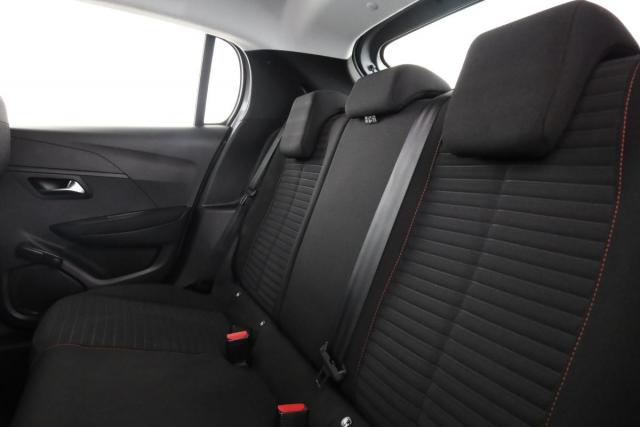 Peugeot 208 image 7