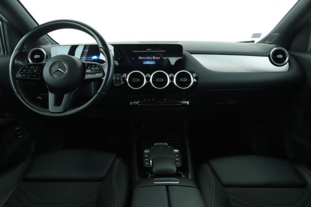 Mercedes Benz Gla image 4