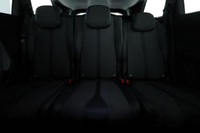 Peugeot 5008 image 2
