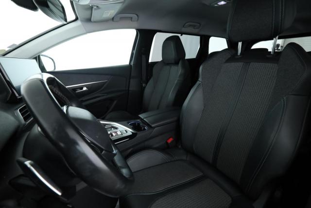 Peugeot 5008 image 9