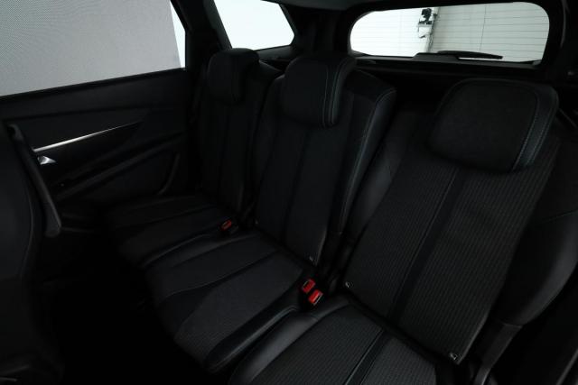 Peugeot 5008 image 6