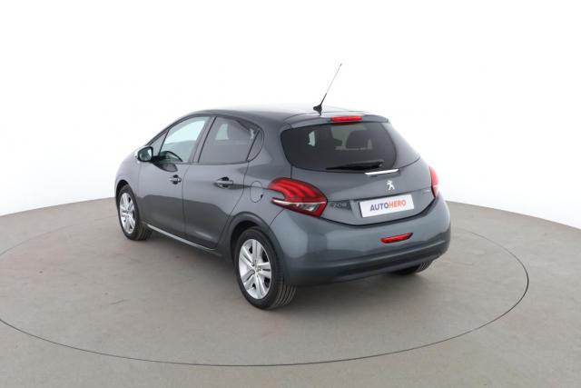 Peugeot 208 image 6