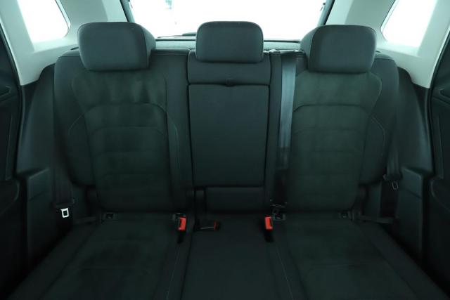 Volkswagen Tiguan image 6