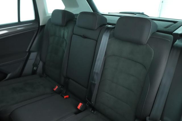 Volkswagen Tiguan image 9