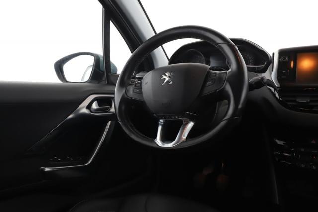Peugeot 2008 image 9