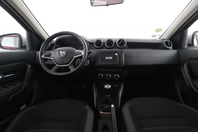 Dacia Duster image 1