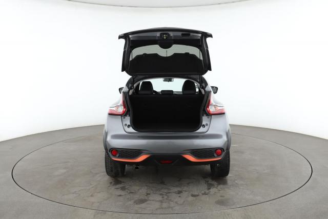 Nissan Juke image 9