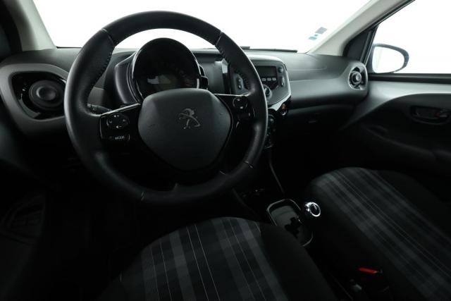 Peugeot 108 image 1