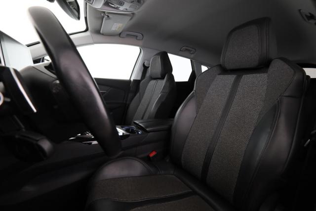Peugeot 3008 image 9