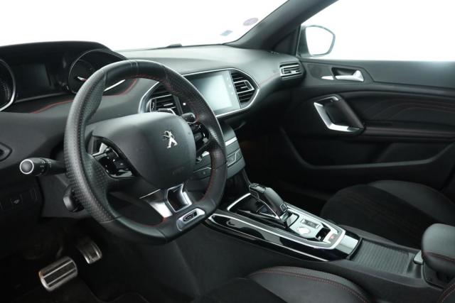 Peugeot 308 image 8