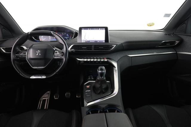 Peugeot 3008 image 1