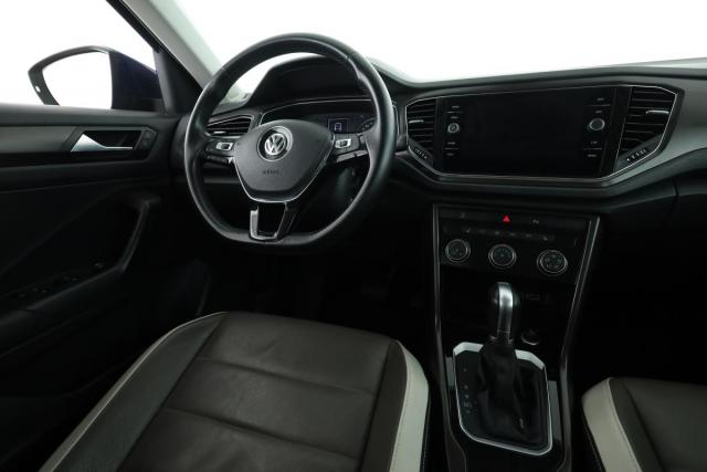 Volkswagen T-Roc image 8