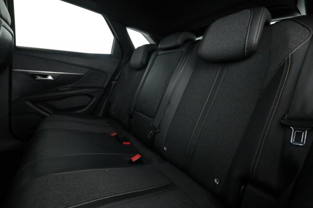 Peugeot 3008 image 1