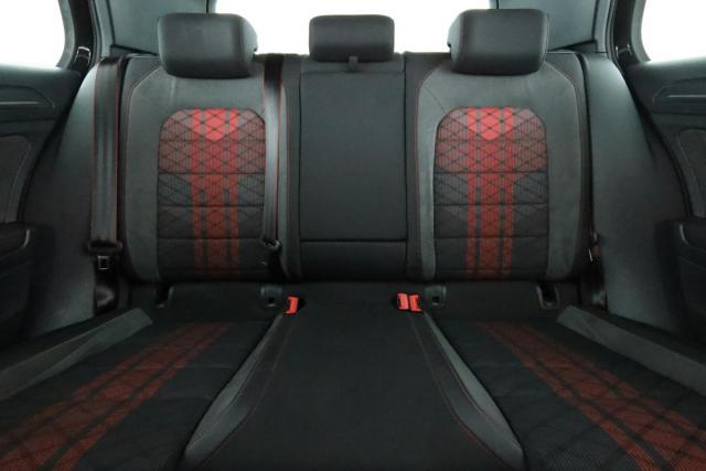 Volkswagen Golf image 1