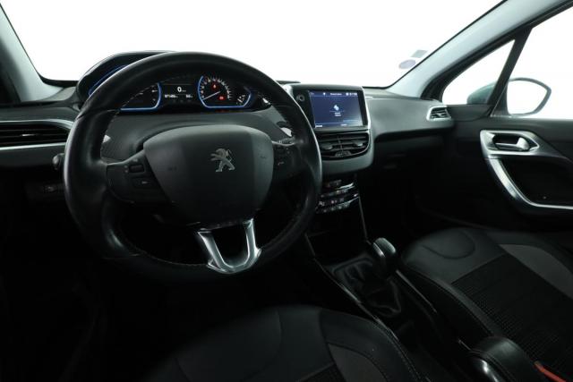 Peugeot 2008 image 4