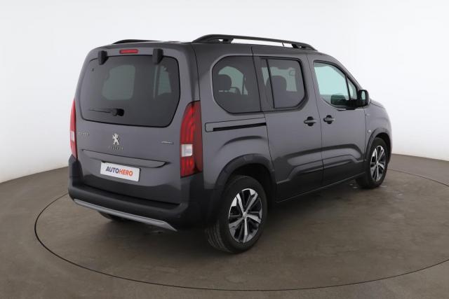 Peugeot Rifter image 9