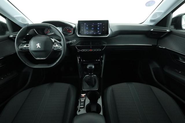 Peugeot 208 image 3