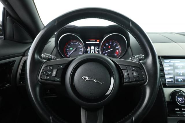 Jaguar F-Type image 6