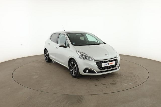Peugeot 208 image 2