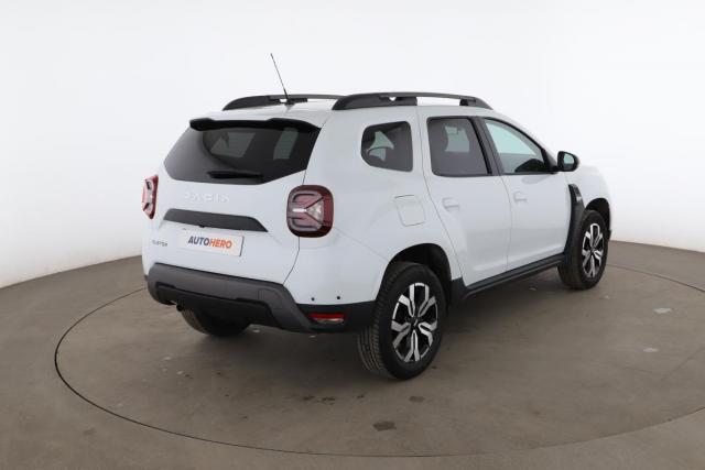 Dacia Duster image 4