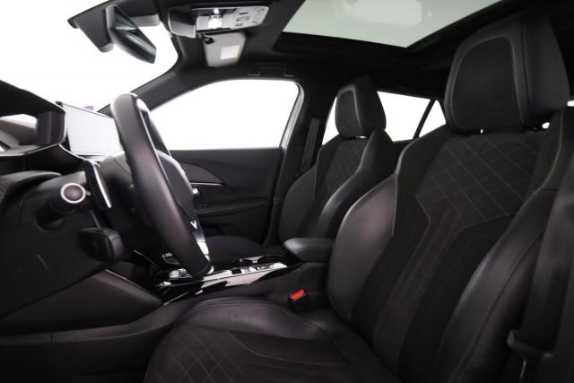 Peugeot 2008 image 4